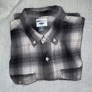 Old Navy Long Sleeve Button Down Flannel Shirt